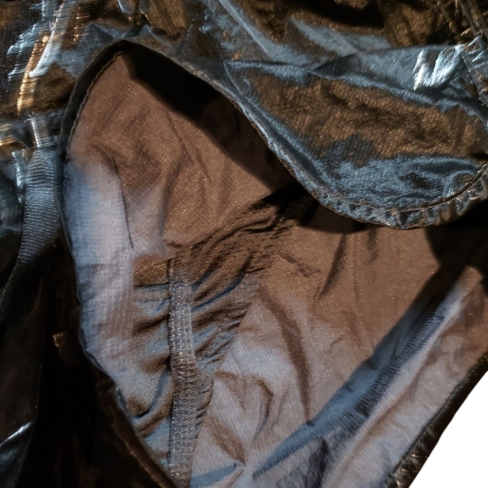 Zyia Black Faux Velvet Workout Gym Running Shorts Small - Picture 4 of 5